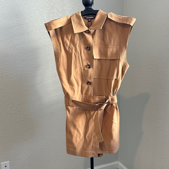 STEVE MADDEN Amabel Belted Romper - Picture 4 of 9